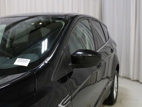 Used 2017 Ford Escape SE image 35