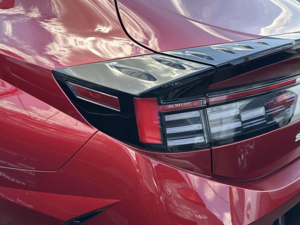 Certified 2025 Hyundai Sonata SEL FWD image 9