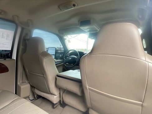 Used 2006 Ford F250 Lariat AWD/4WD image 23