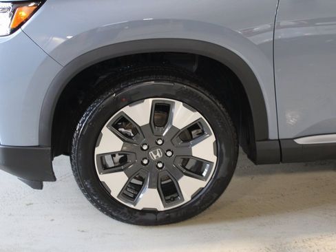 New 2026 Honda Pilot Elite image 6