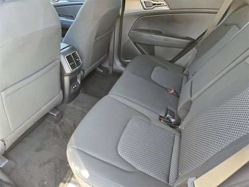 New 2026 Kia Sportage LX image 19
