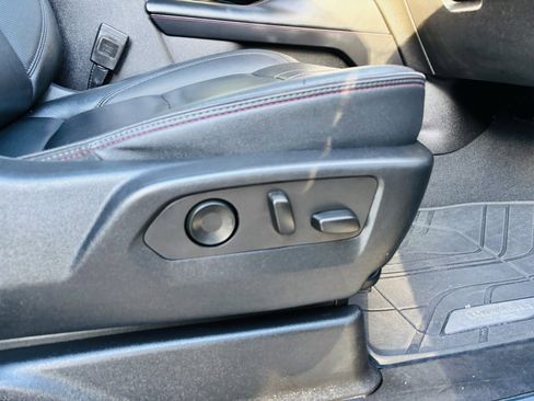 Used 2022 Chevrolet Tahoe RST w/ Luxury Package image 21