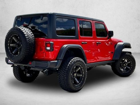 Used 2024 Jeep Wrangler Willys image 2