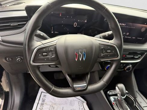 Used 2024 Buick Encore GX Sport Touring image 12
