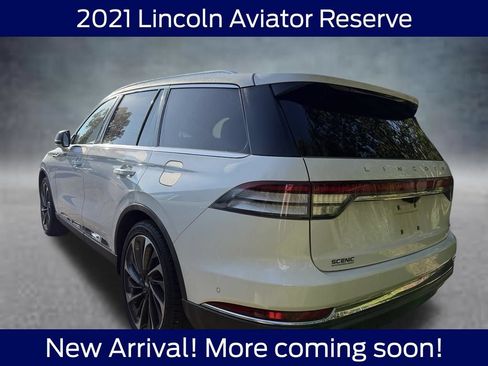 Used 2021 Lincoln Aviator Reserve w/ Equipment Group 201A RWD image 3