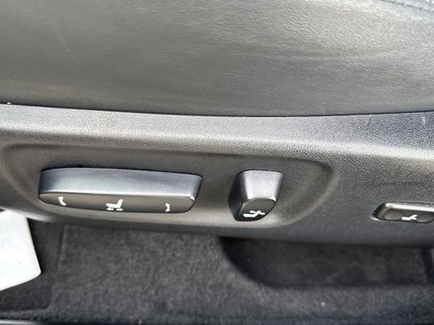 Used 2010 Lexus HS 250h Premium image 14