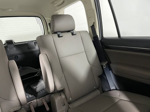 Used 2023 Lexus GX 460 Premium AWD/4WD image 15