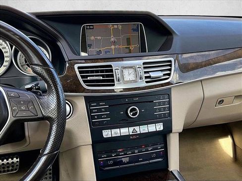 Certified 2016 Mercedes-Benz E 350 Sedan image 8