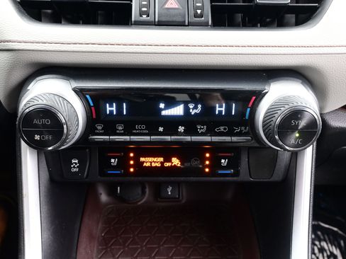 Used 2021 Toyota RAV4 Limited w/ Limited Grade Weather Package image 21