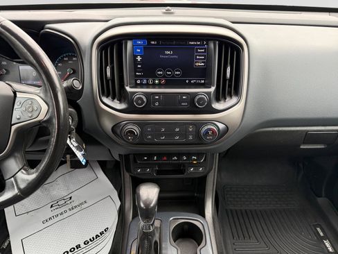 Used 2022 Chevrolet Colorado Z71 image 11