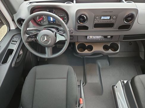 New 2026 Mercedes-Benz Sprinter 2500 image 14
