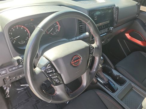 Used 2023 Nissan Frontier PRO-4X w/ Technology Package image 19