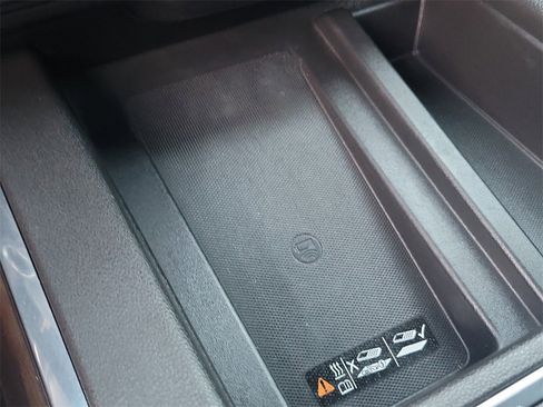 Used 2020 GMC Sierra 1500 SLT w/ SLT Premium Plus Package image 12