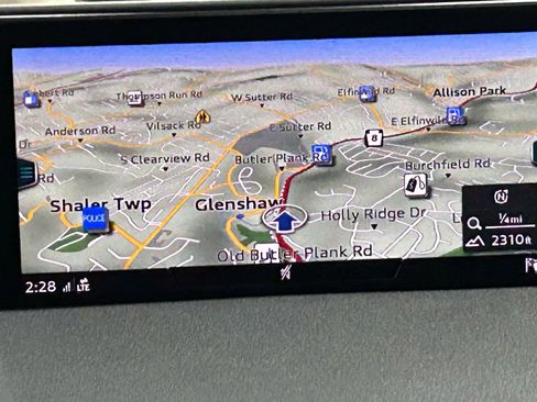 Used 2018 Audi Q7 3.0T Premium image 14