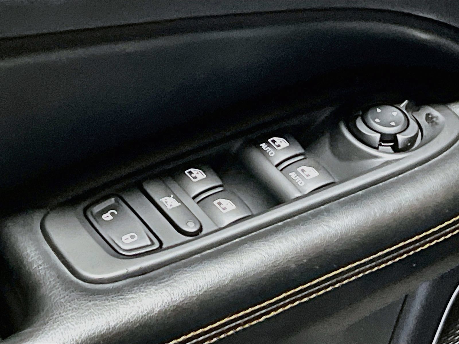 Used 2019 Jeep Compass Limited w/ Safety & Security Group AWD/4WD image 17