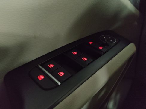 Used 2020 Kia Soul LX FWD image 27