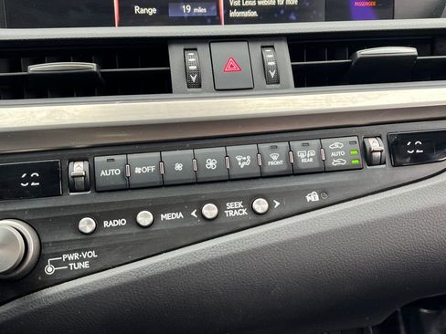 Certified 2021 Lexus ES 350 w/ Premium Package image 21