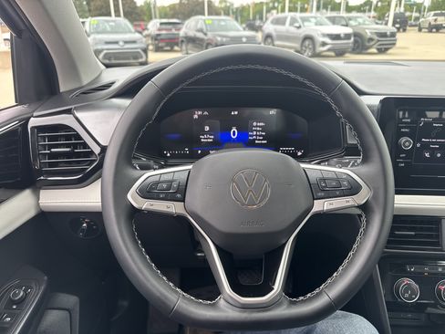 Used 2025 Volkswagen Taos S AWD/4WD image 12
