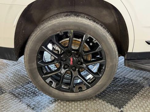 Used 2024 GMC Yukon Denali w/ Max Trailering Package AWD/4WD image 14