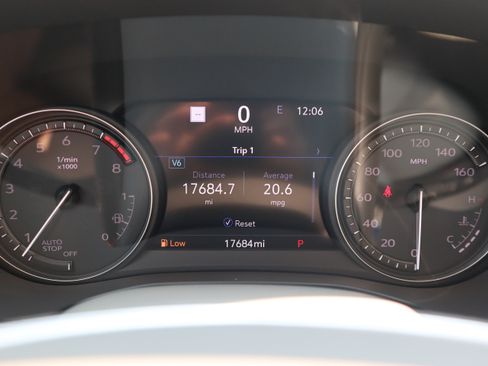 Used 2024 Cadillac XT5 Premium Luxury w/ Technology Package FWD image 16