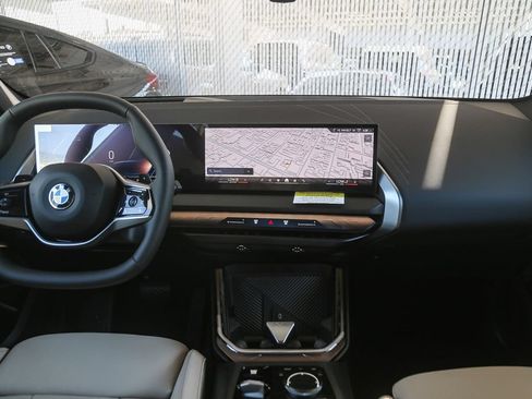 New 2026 BMW X3 xDrive30i w/ Premium Package AWD/4WD image 9