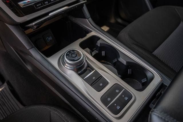 Used 2023 Ford Explorer XLT RWD image 19
