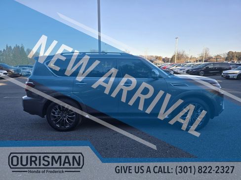 Used 2022 Nissan Armada Platinum w/ Captain's Chairs Package image 9