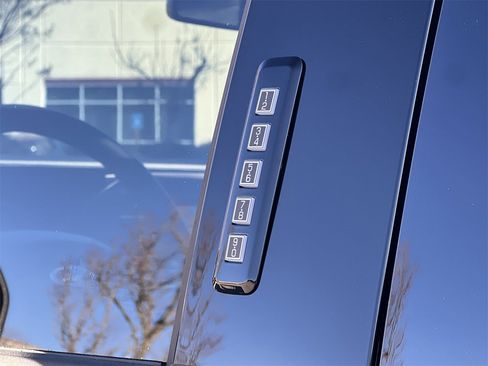 New 2026 Ford F350 Lariat w/ Black Appearance Package image 32