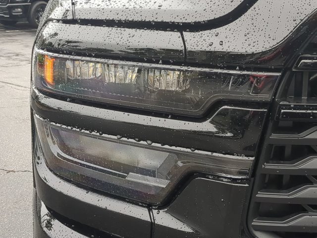 New 2027 RAM 3500 Big Horn AWD/4WD image 10