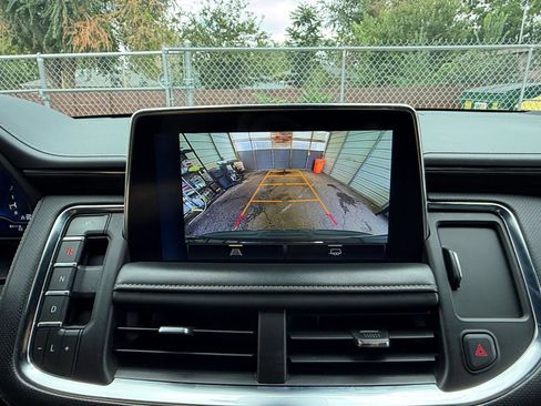 Used 2023 Chevrolet Tahoe Premier AWD/4WD image 25