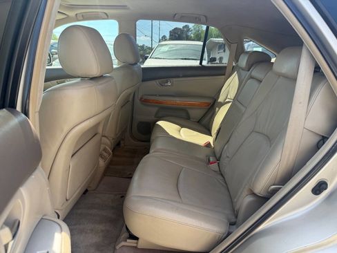 Used 2006 Lexus RX 330 FWD image 11