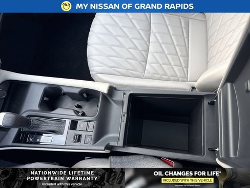 New 2026 Nissan Sentra SL w/ Floor Mat Package image 31