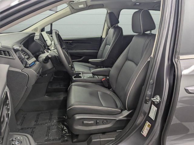 Used 2026 Honda Odyssey Touring image 12