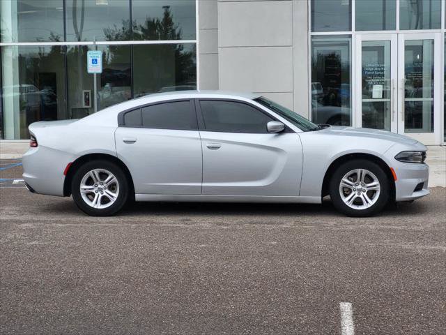 Certified 2022 Dodge Charger SXT RWD image 4