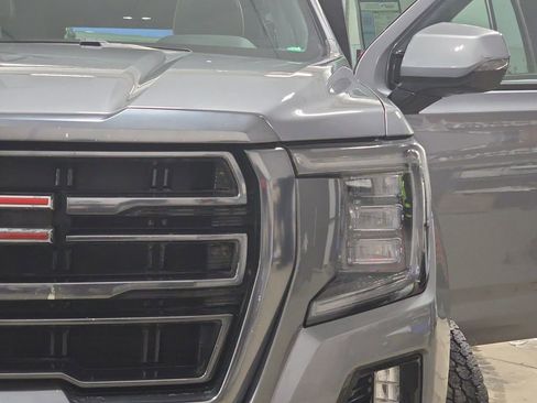 Used 2021 GMC Yukon XL AT4 image 32