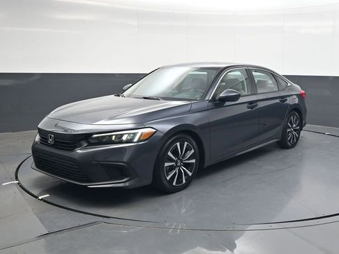 Used 2024 Honda Civic EX image 8