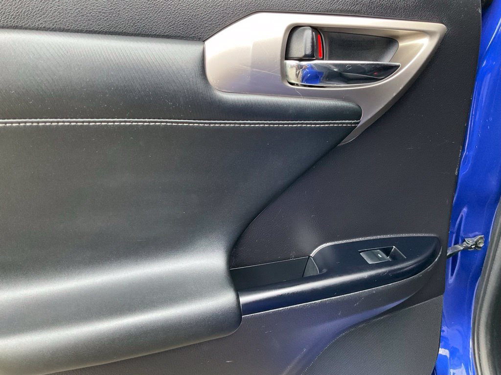 Used 2014 Lexus CT 200h w/ F Sport w/Nuluxe Interior FWD image 34