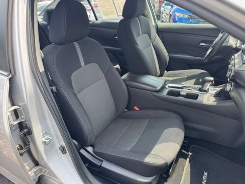 Used 2023 Nissan Sentra SV FWD image 18