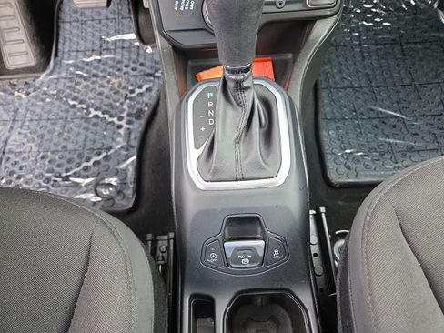 Certified 2023 Jeep Renegade Altitude w/ Sun/Sound Group AWD/4WD image 25
