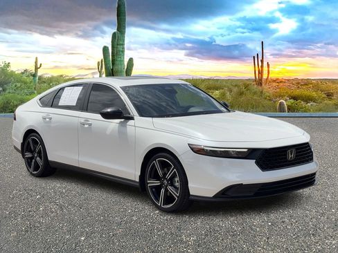 Used 2025 Honda Accord Sport image 7