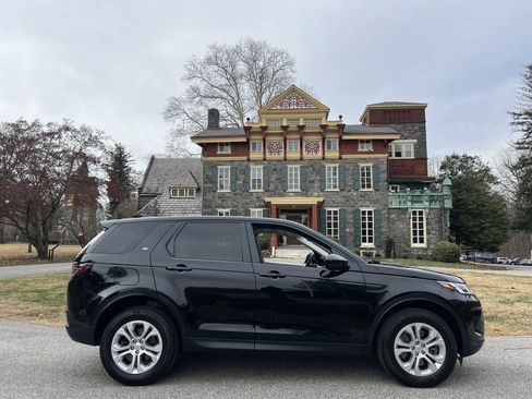 Used 2021 Land Rover Discovery Sport S image 12