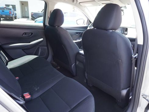 Used 2024 Nissan Sentra S FWD image 10