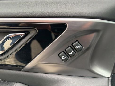 Used 2023 Subaru Outback Touring XT image 39