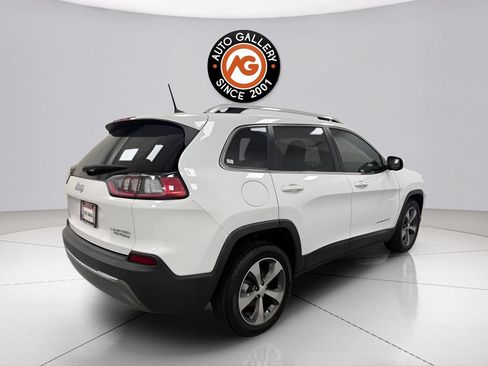 Used 2020 Jeep Cherokee Limited w/ Technology Group FWD image 3