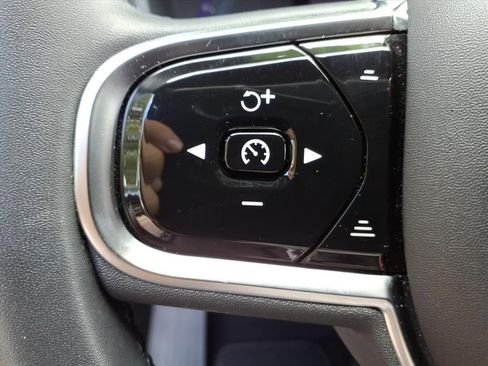 Used 2023 Volvo XC60 B5 Plus w/ Climate Package AWD/4WD image 20