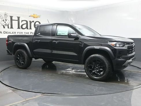 New 2026 Chevrolet Colorado Trail Boss AWD/4WD image 6