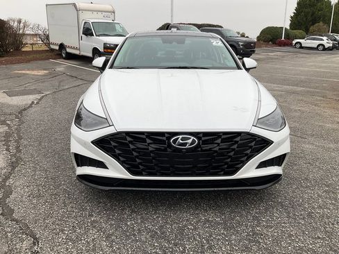 Used 2022 Hyundai Sonata Limited image 2