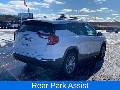 Certified 2024 GMC Terrain SLT image 4