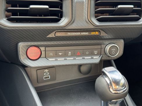 Used 2024 Ford Mustang EcoBoost image 18