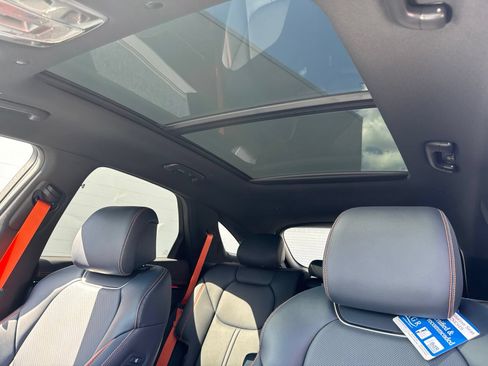 New 2026 Genesis GV70 2.5T Sport Prestige AWD/4WD image 32